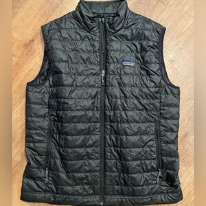 Men’s Patagonia Black Quilted Vest